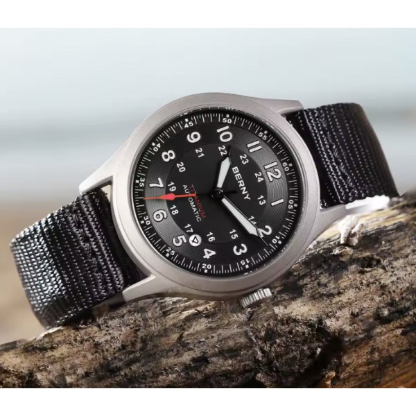 Men's Field Watches Date Sapphire Super Luminous Sports